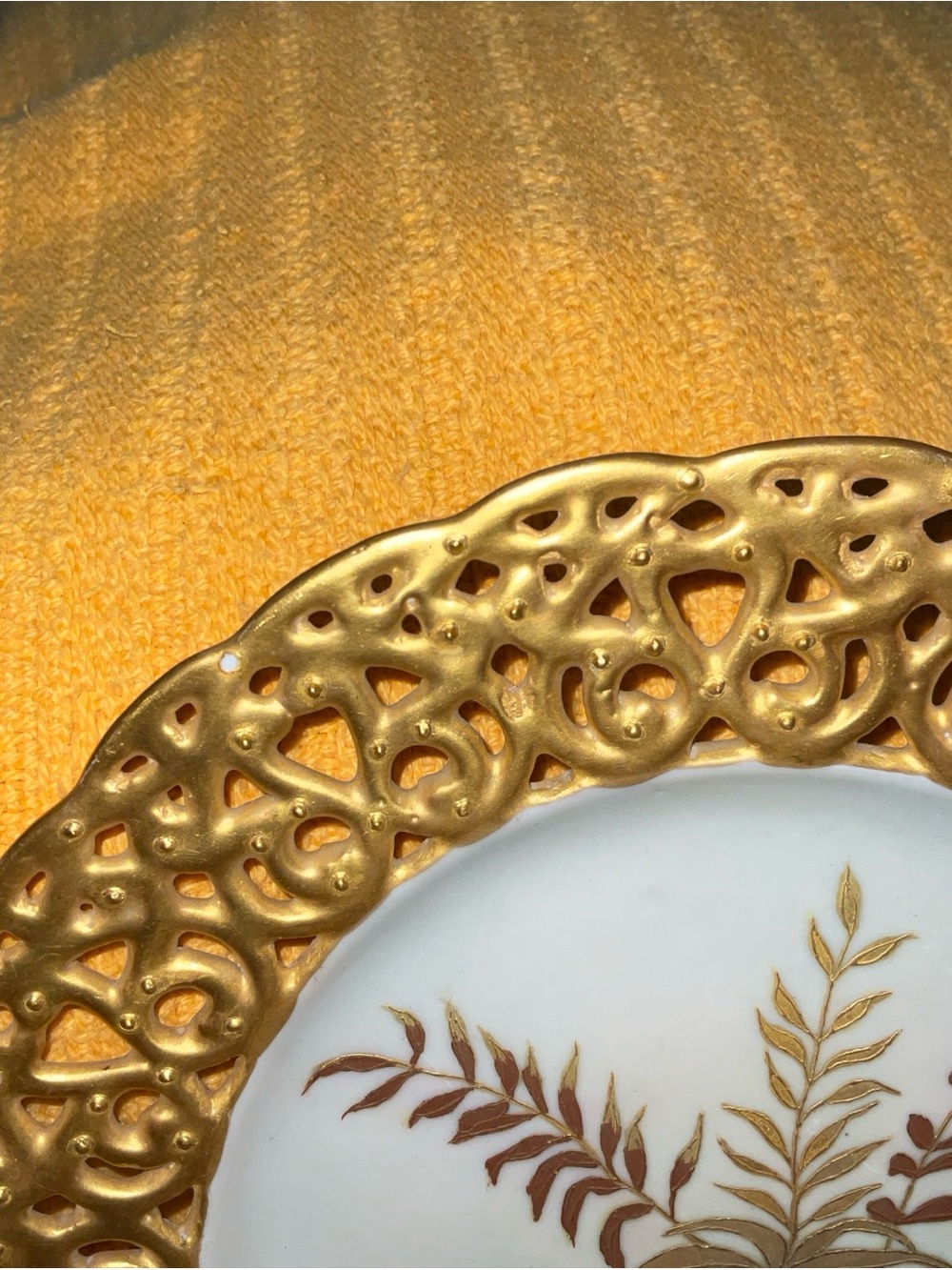 Antique Gold Filigree Decorative Plate with Gold Palm Motif - Picture 5 of 7